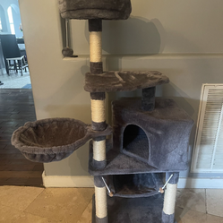 Cat tree