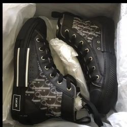 Dior Shoes