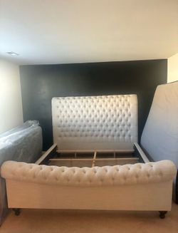 Sleigh Bed