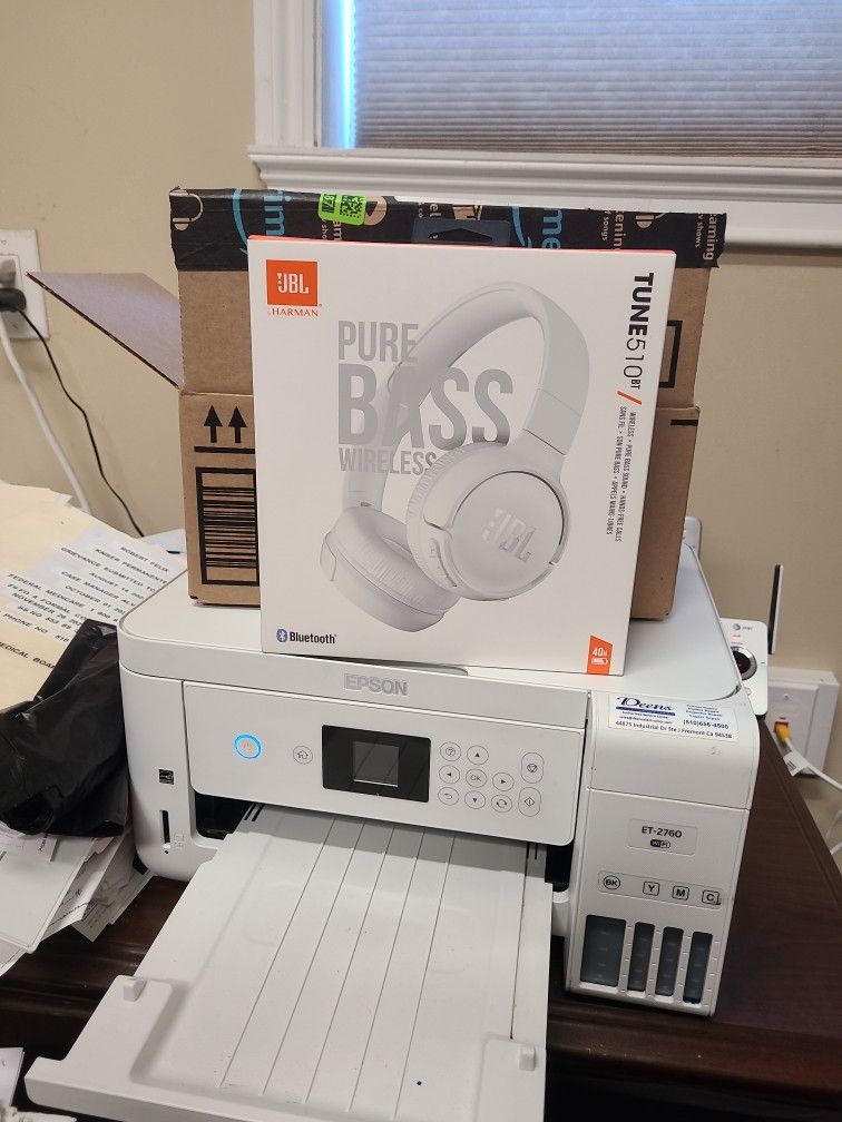 New JBL Tune 510BT Wireless Headphones