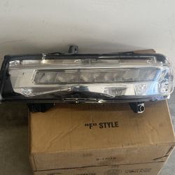 2018-2023 FORD MUSTANG LEFT DRIVER SIDE LED FOG LIGHT UNIT ORIGINAL OEM FACTORY EXCELLENT CONDITION