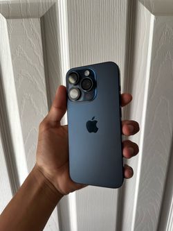 IPHONE 15 PRO FACTORY UNLOCKED