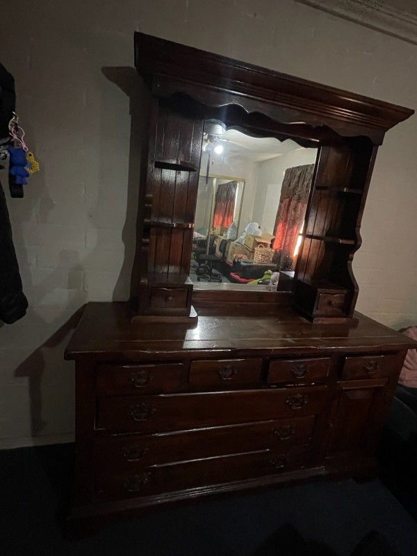  Dresser with Mirror and Drawers