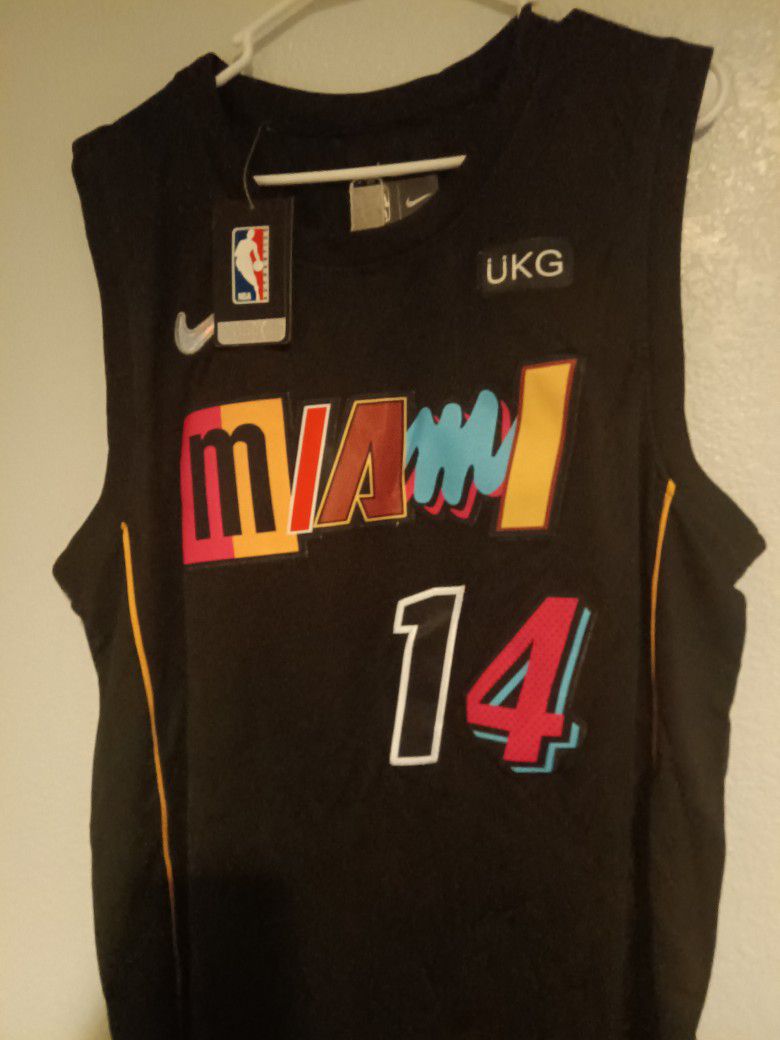 Tyler Herro Miami Heat Basketball Jersey XL 