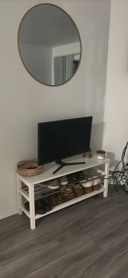 Samsung monitor, Xbox one x, Xbox one s, with controller