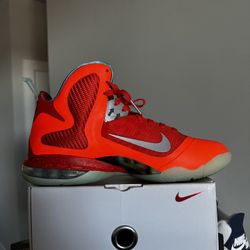 Lebron 9 “Big Bang” Sz. 10.5