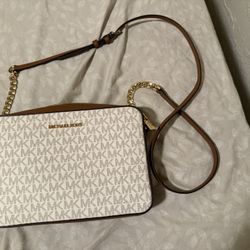 MK Cross Body 