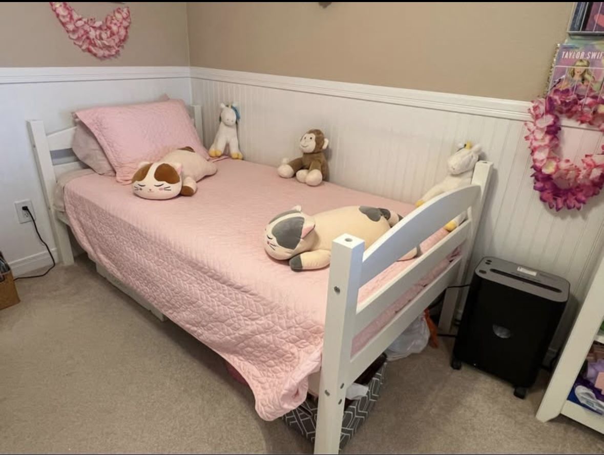 Barely Used Twin Mattress And Bed Frame