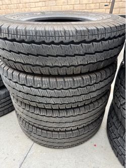 215/85r16 Continental tires en excelentes condiciones de vida las 4