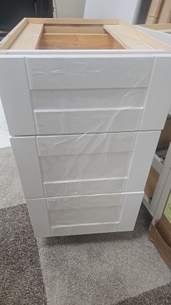 Kitchen Cabinets Different Sizes.18",24",36",15"