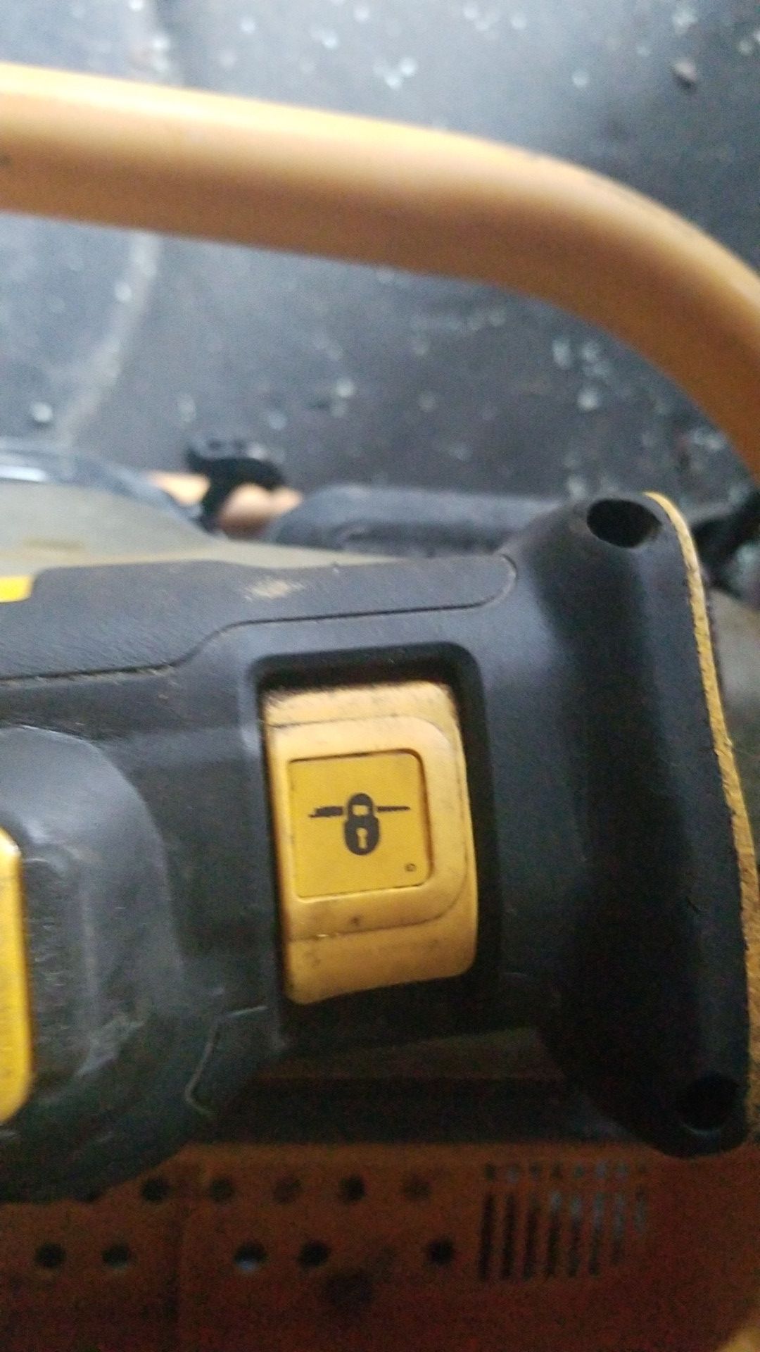 DEWALT => XR20v'MAX' BRUSHLESS SAWZALL for Sale in Indianapolis, IN