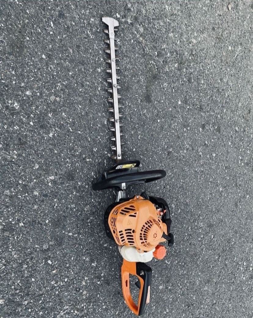 Echo Commercial Gas Hedge Trimmer