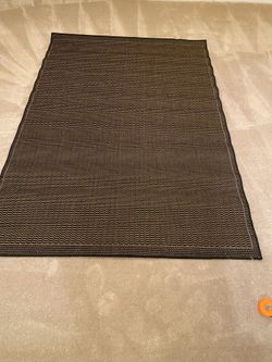 Rug - 90” X 62” - New