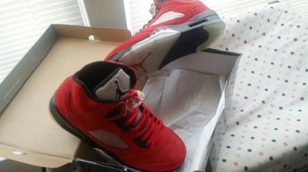 Raging bulls v sz 10