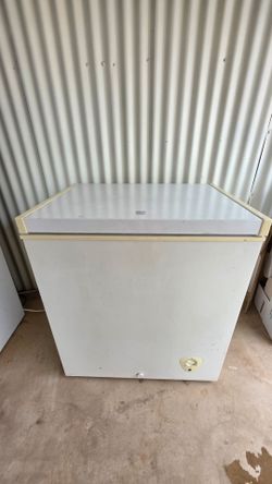 Kenmore 5.1 Cu. Ft. Chest Freezer – Works Great