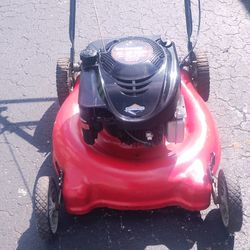 FREE DELIVERY  21 Inch Cut Yard Machines Lawn Mower