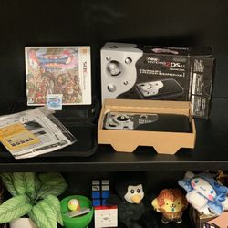 Nintendo 2DS LL Dragon Quest Metal Slime Edition Japanese exclusive