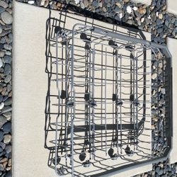 LG Dishwasher, Lower Rack