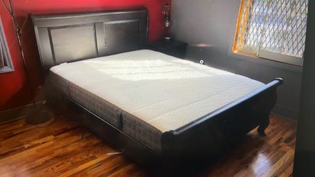 IKEA Hemnes Queen Sleigh Bed + Memory Foam Mattress – Barely Used