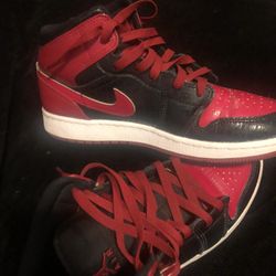 Air Jordan 1’s 5.5Y 