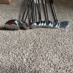 Full Set of Golf Clubs 