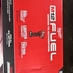 M12 FUEL 12V Lithium-Ion Brushless Cordless Stubby 3/8 in. Impact Wrench Kit Comes With 5.0 Battery And Charger 