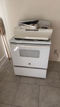 Oven and range hood