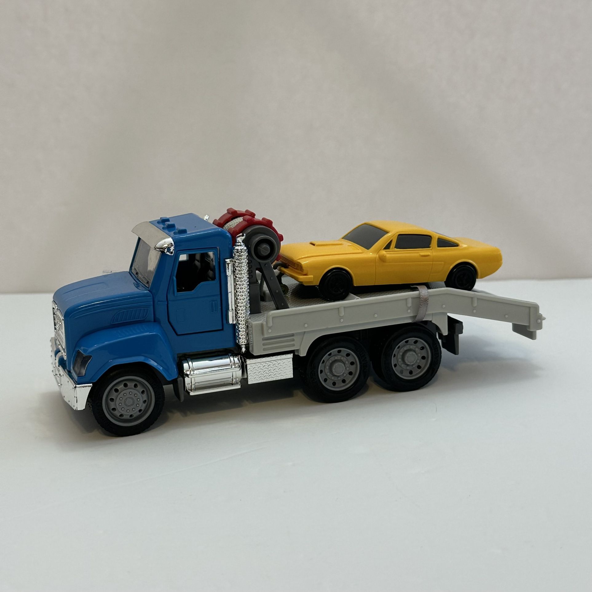 Driven by Battat Flatbed Truck Red Cab Lights Sound Tractor Tough Rigs 8.5X3.5X3