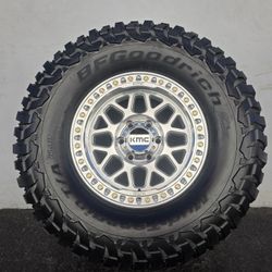 17" KMC KM549 w- 35x12.50R17 BFGoodrich KM3 Tires.  $2600