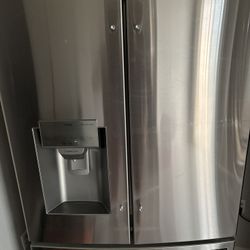 LG Refrigerator 