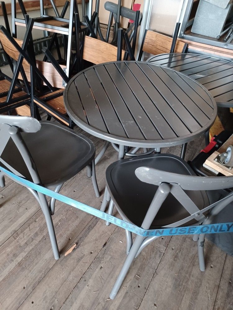 Metal Table With Two Chairs ,sturdy