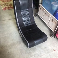 Rocker Gamer Chair With Sound Speakers 
