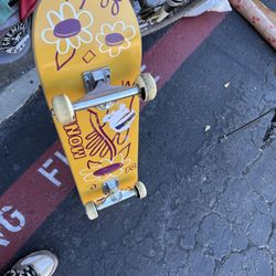 Monet Skateboard