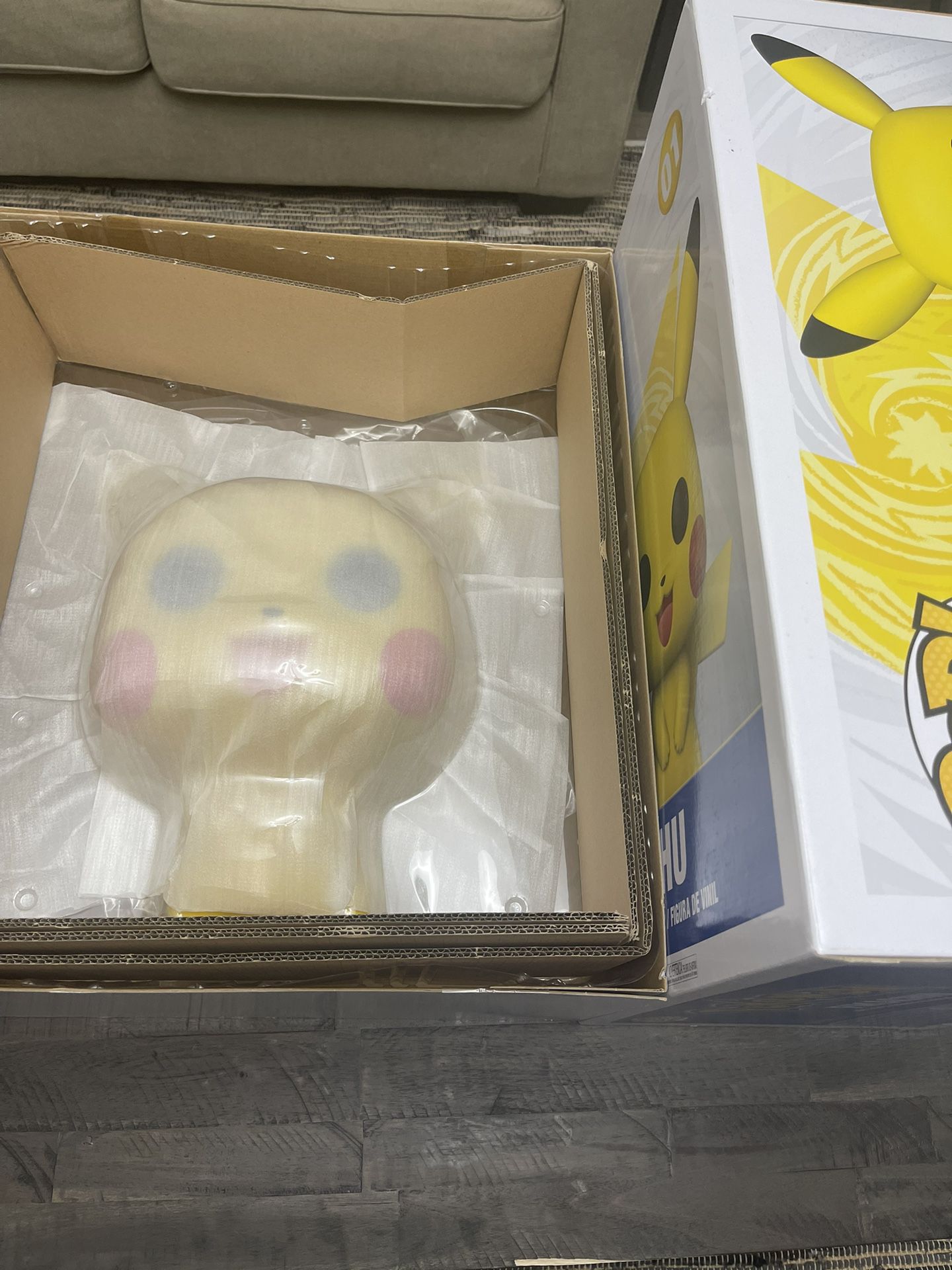 Pikachu Funko Pop 