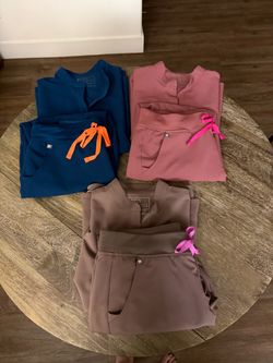 FIGS scrubs