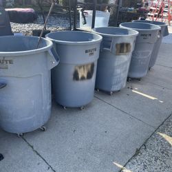 Construction Trash Cans