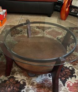 Coffee table, end table and lamp (no shade)