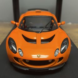 AUTOart 1/18 Lotus Exige in orange model for Sale in Hacienda
