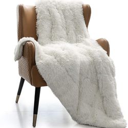 Weighted Faux Fur Cream Blanket