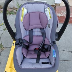 Graco SnugRide 35 Lite Elite Infant Car Seat