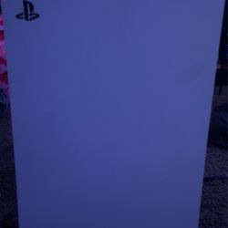 PS5 (DISC VERSION) With A Controller