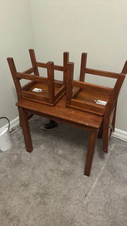 Solid Wood Kids Table & 2 Chairs – Great DIY Project