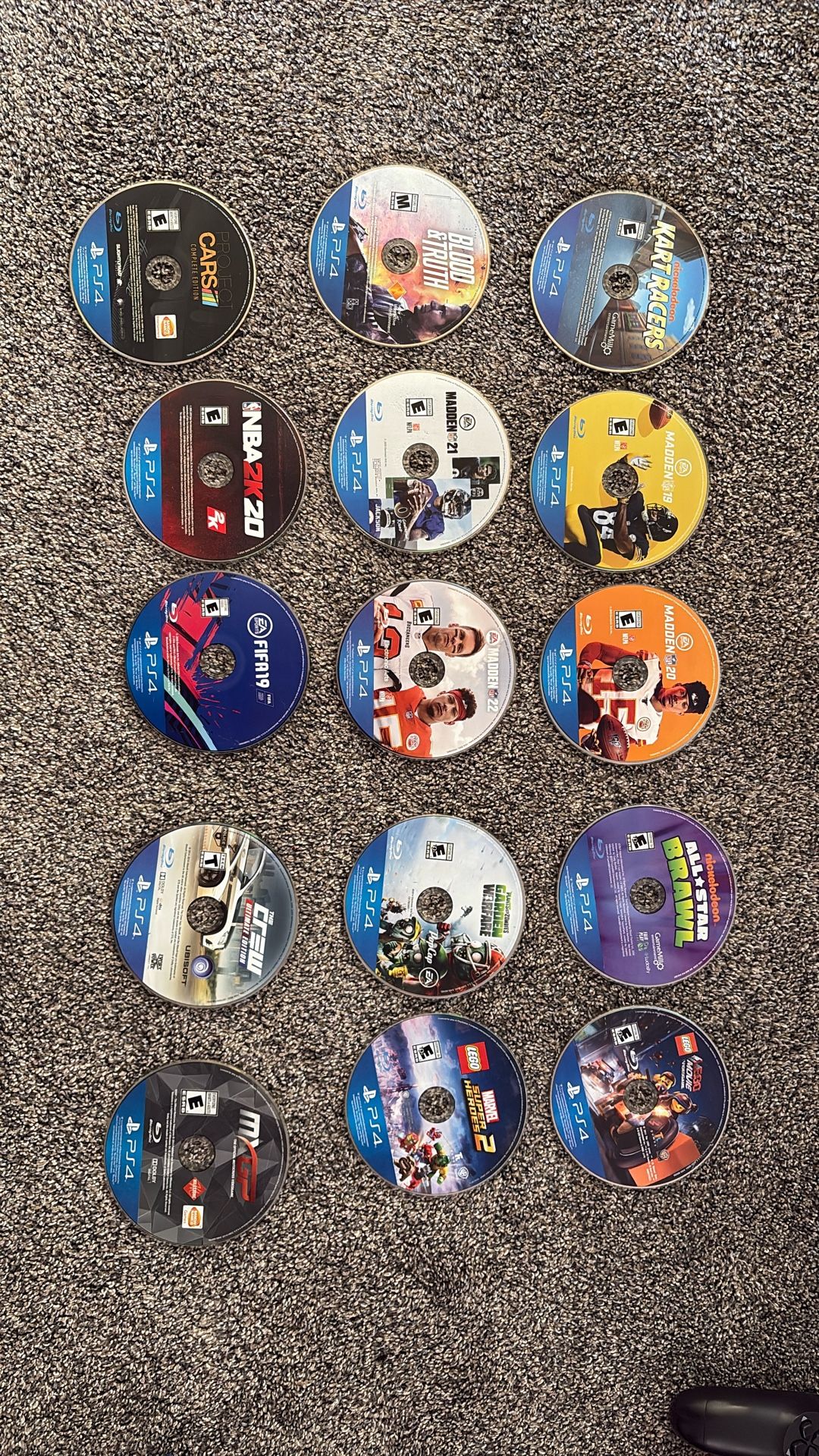 PS4/XBOX 360 GAME LOT