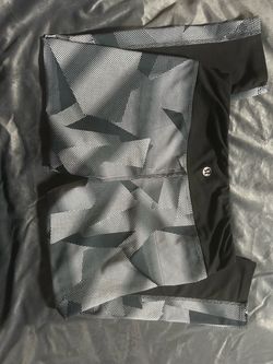 Lululemon Camo Print Athletic size 8