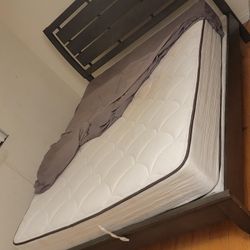 Queen Size Bed Frame With Mattress
