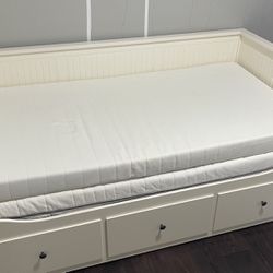 Twin & Single Bed 