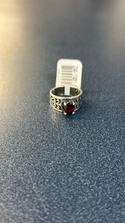 James Avery garnet ring sz 7
