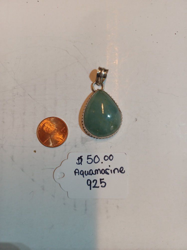 925 Aquamarine Pendant 