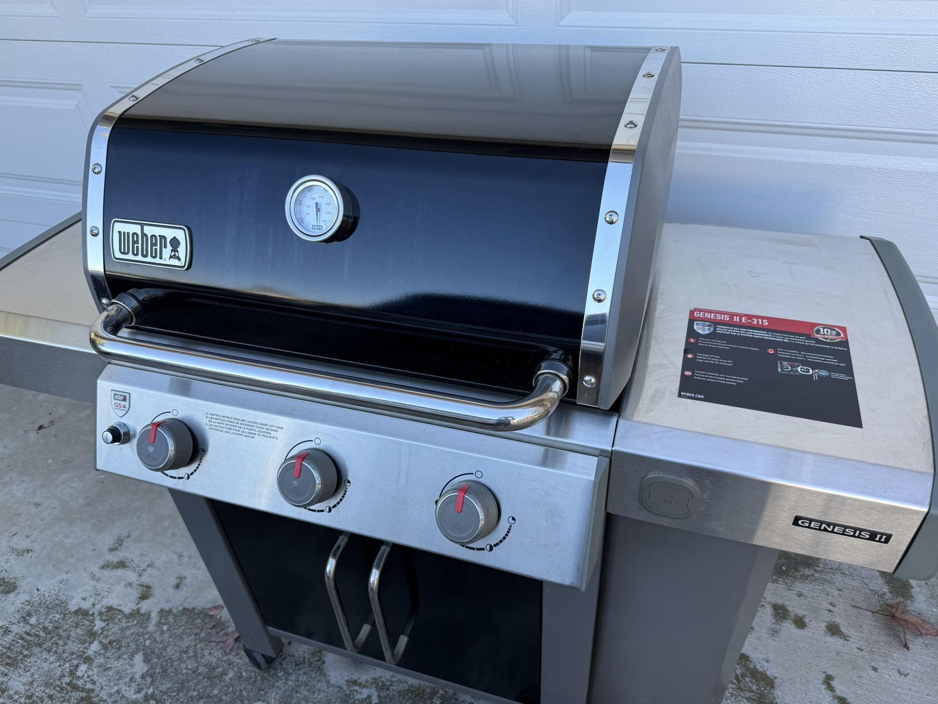 Weber Genesis Il E 315 propane gas grill