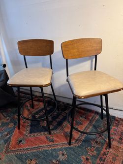 Barstools 15x15x38 in 26 h seat to floor